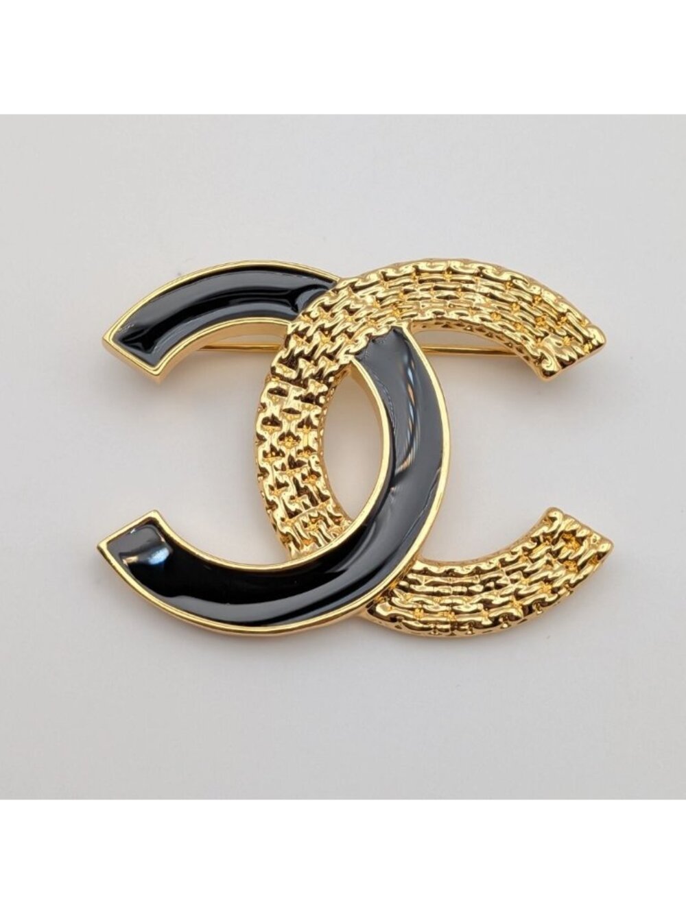 Chanel Brooch CC Logo Gold Black Recent